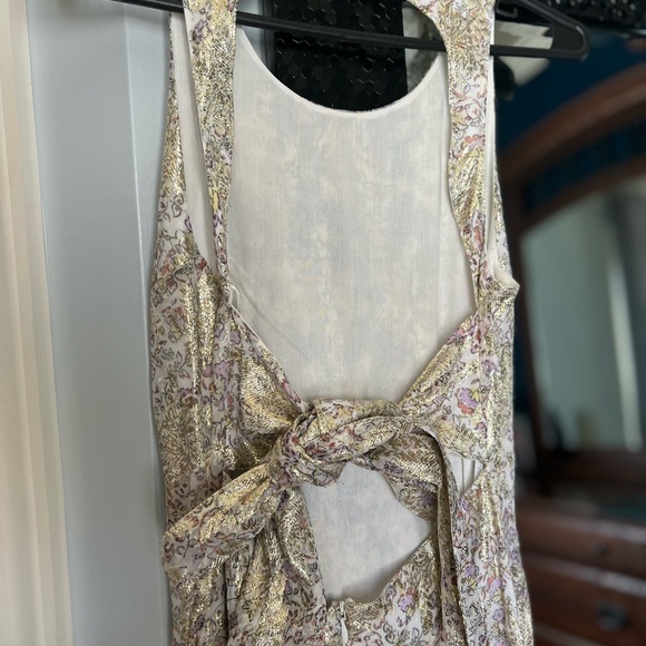 Romantic Charm White and Gold Floral Print Tied back midi dress. Never worn. - Picture 7 of 7